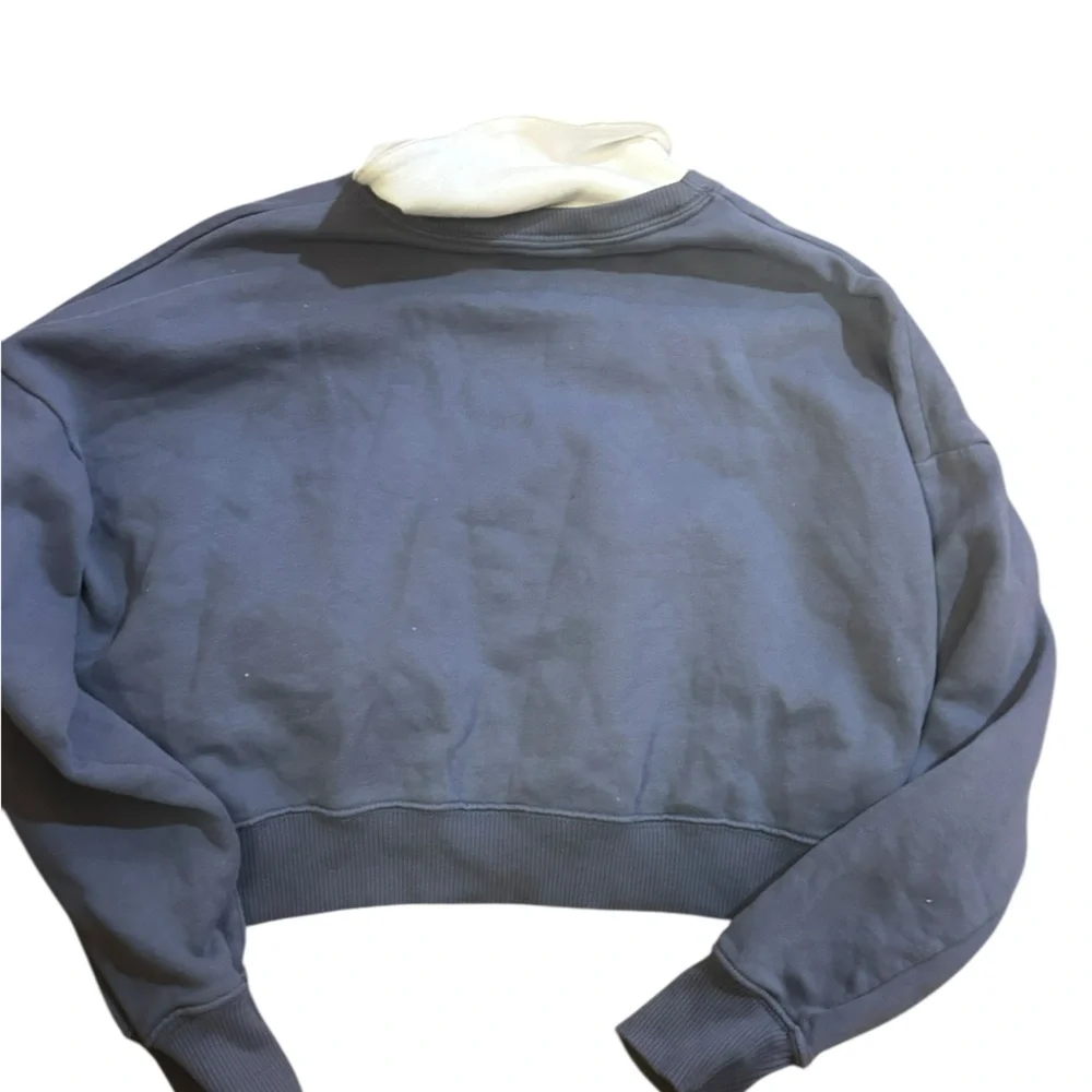 Hollister 90s y2k style coastal prep Oversized blue Crop collared Sweatshirt
